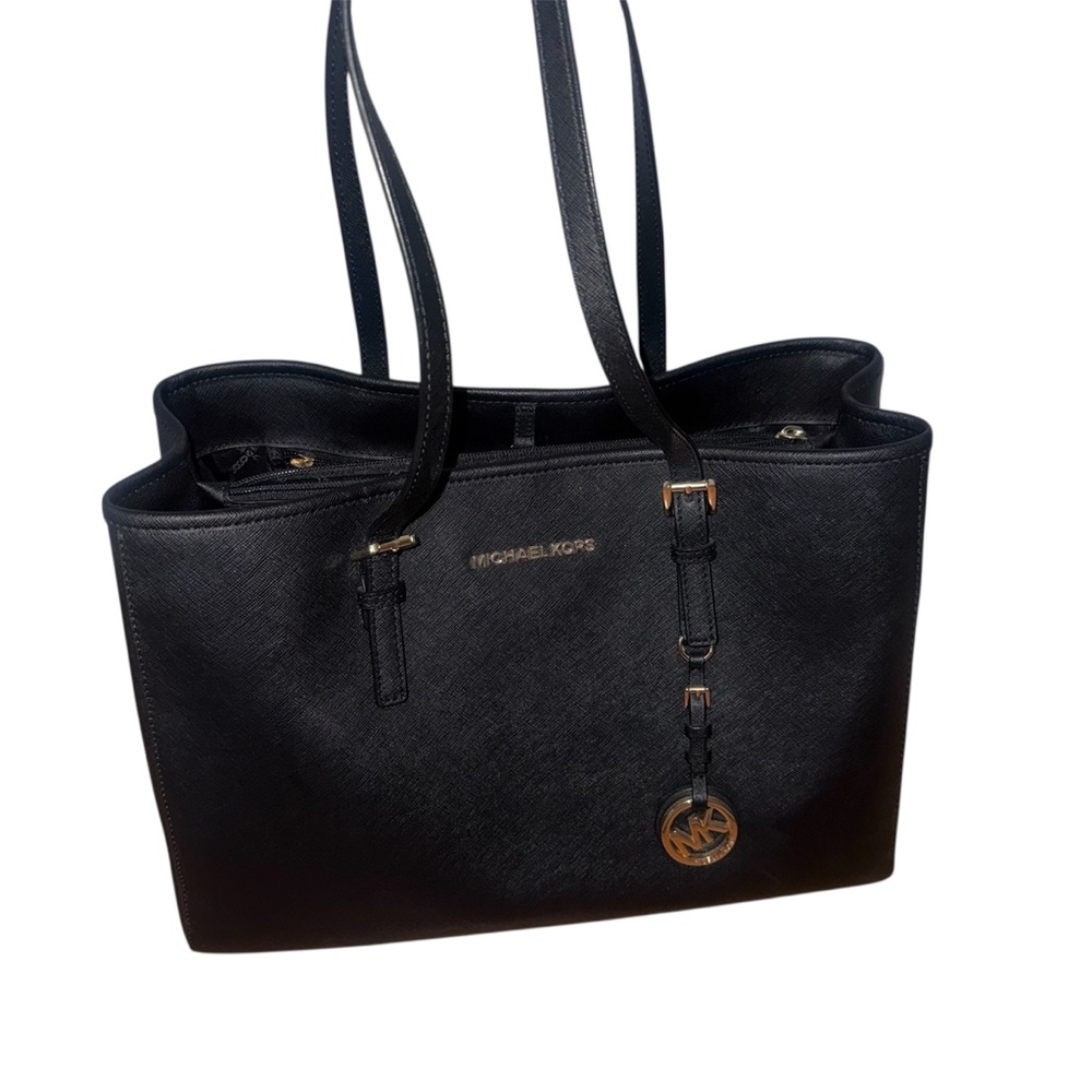 Michael Kors NWT Classic Black Jet Set Travel Tote Bag with Gold Hardware MK